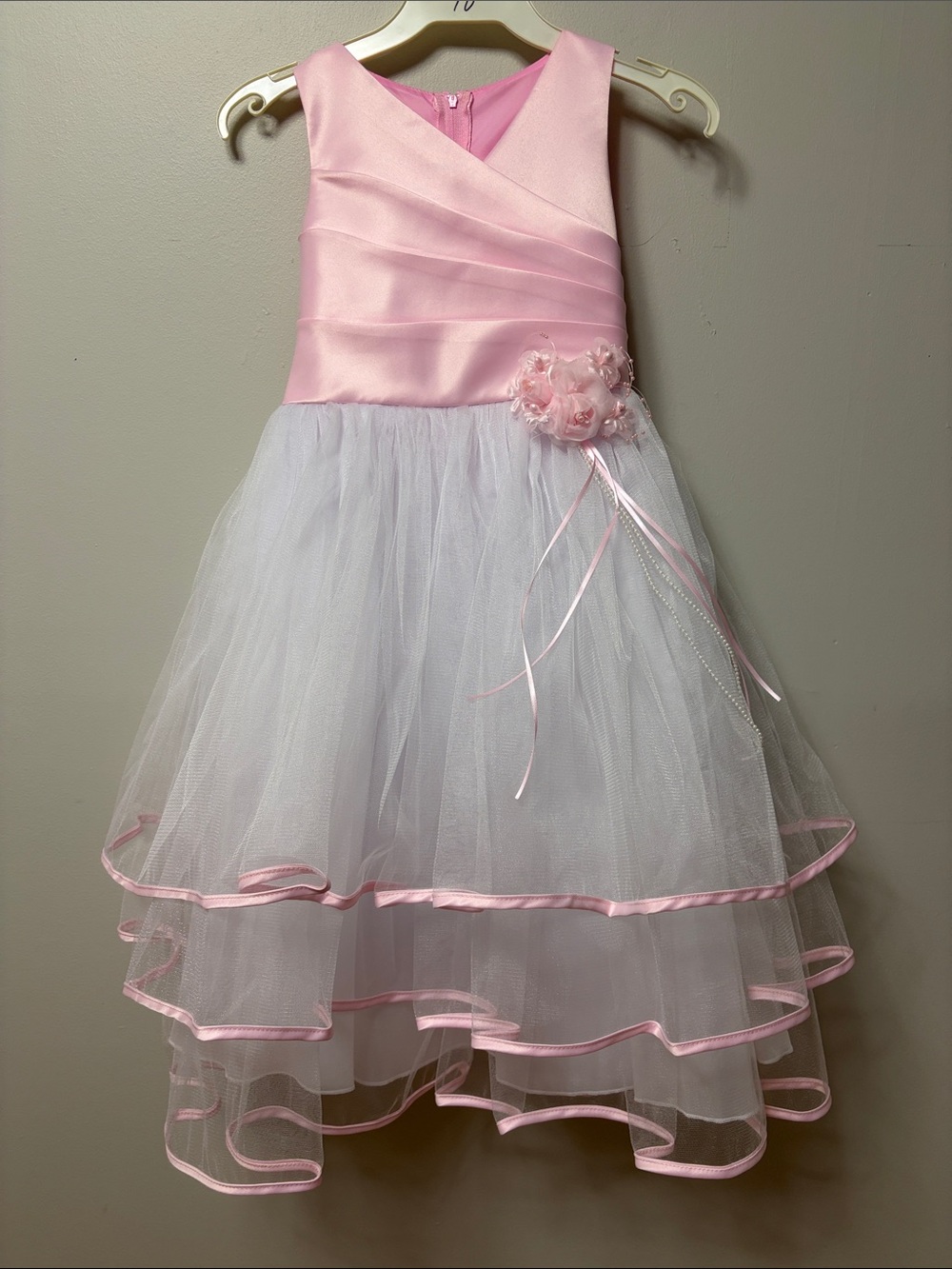 NWOT Huncho Pink White Tiered Tulle Flower Girl Dress Size 8